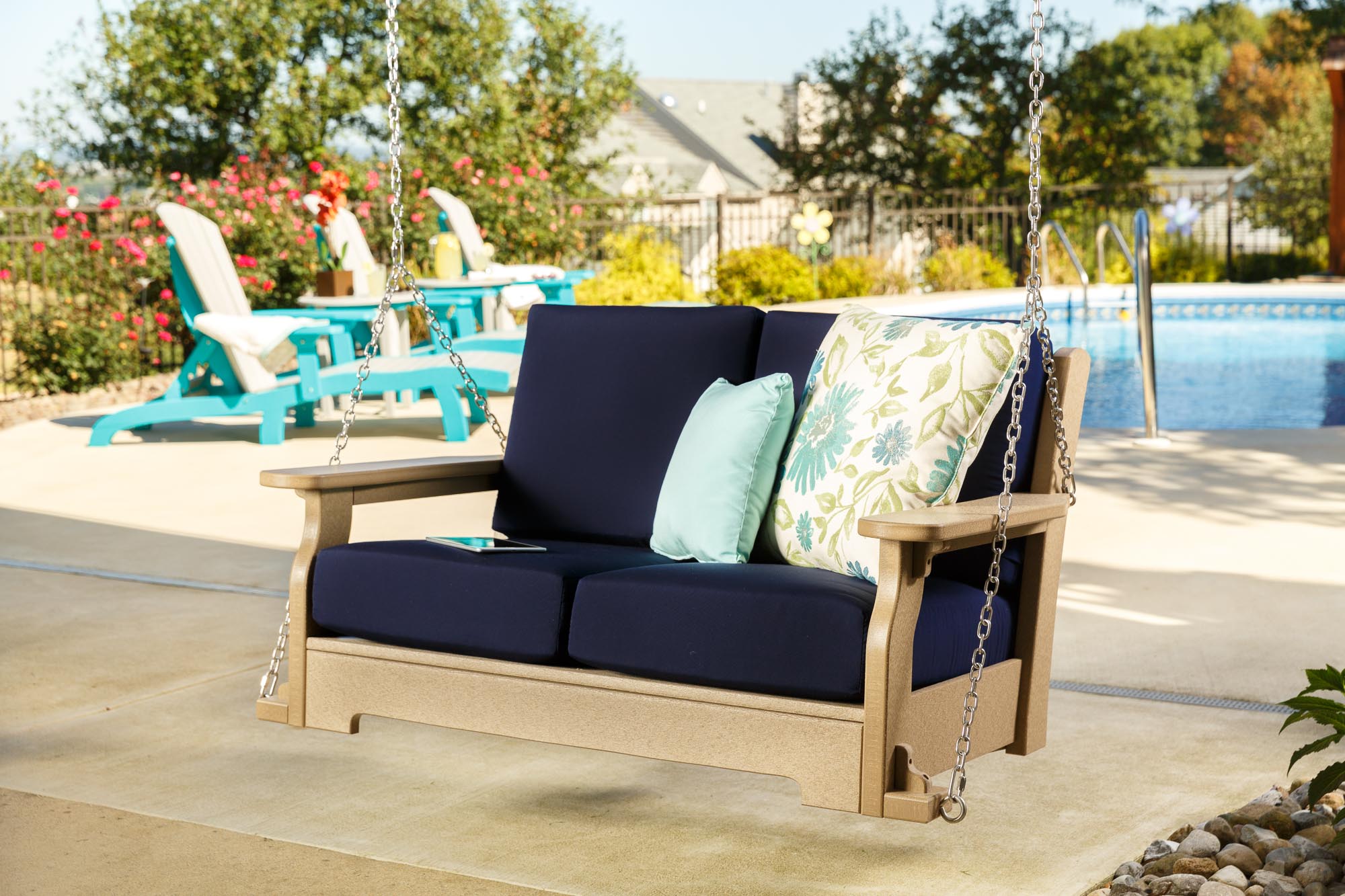 Finch outdoor patio furniture van buren poly swing sofa with cushion VA-Sw